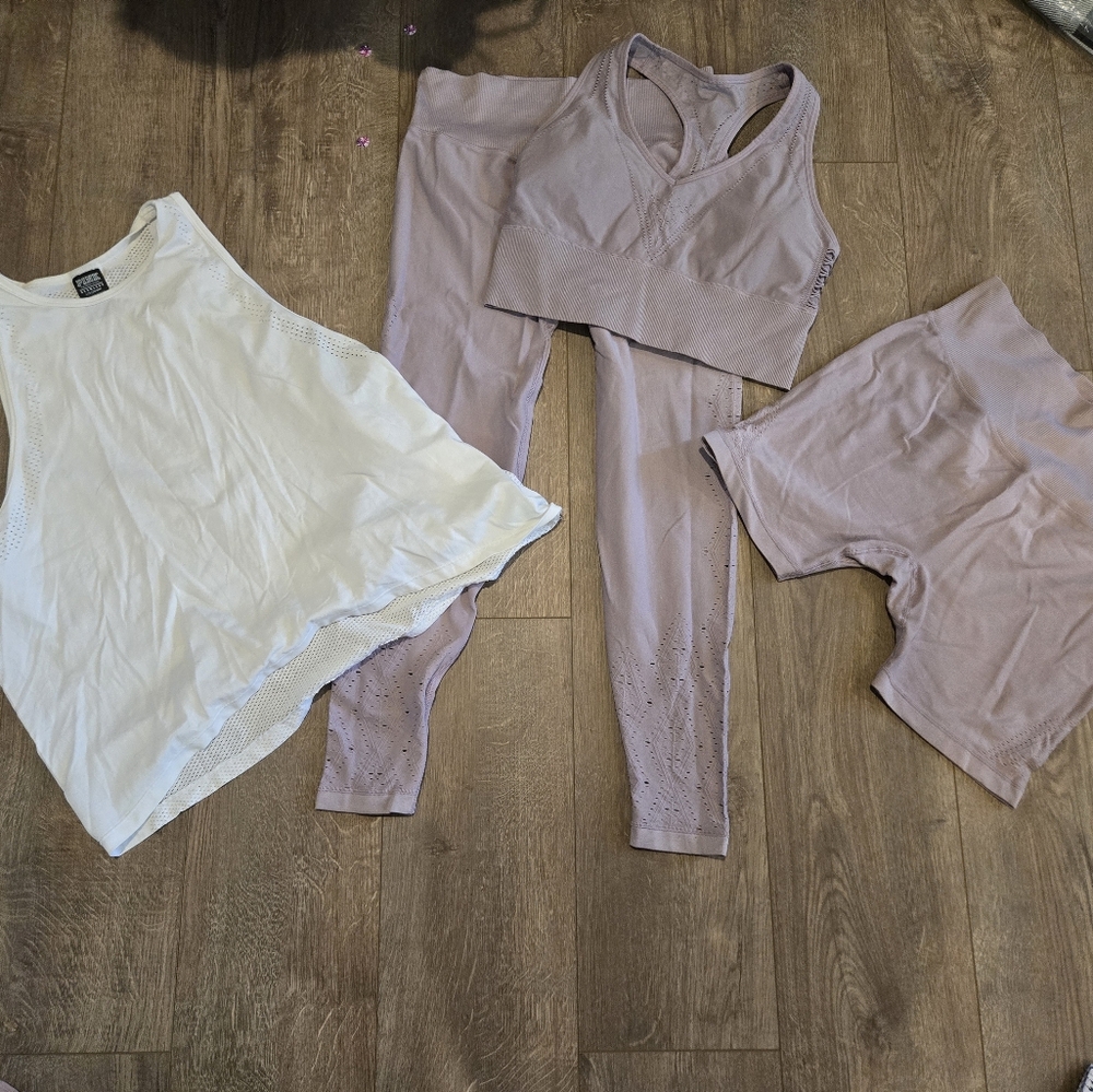 Victorias Secret Pink Sport 4 Piece Yoga Set With Cut Outs Purple And White Xl/l